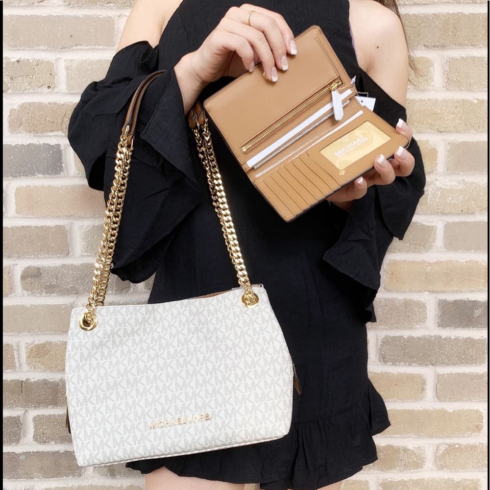 NWT Michael Kors Tote & Bifold Wallet SET - Picture 2 of 7